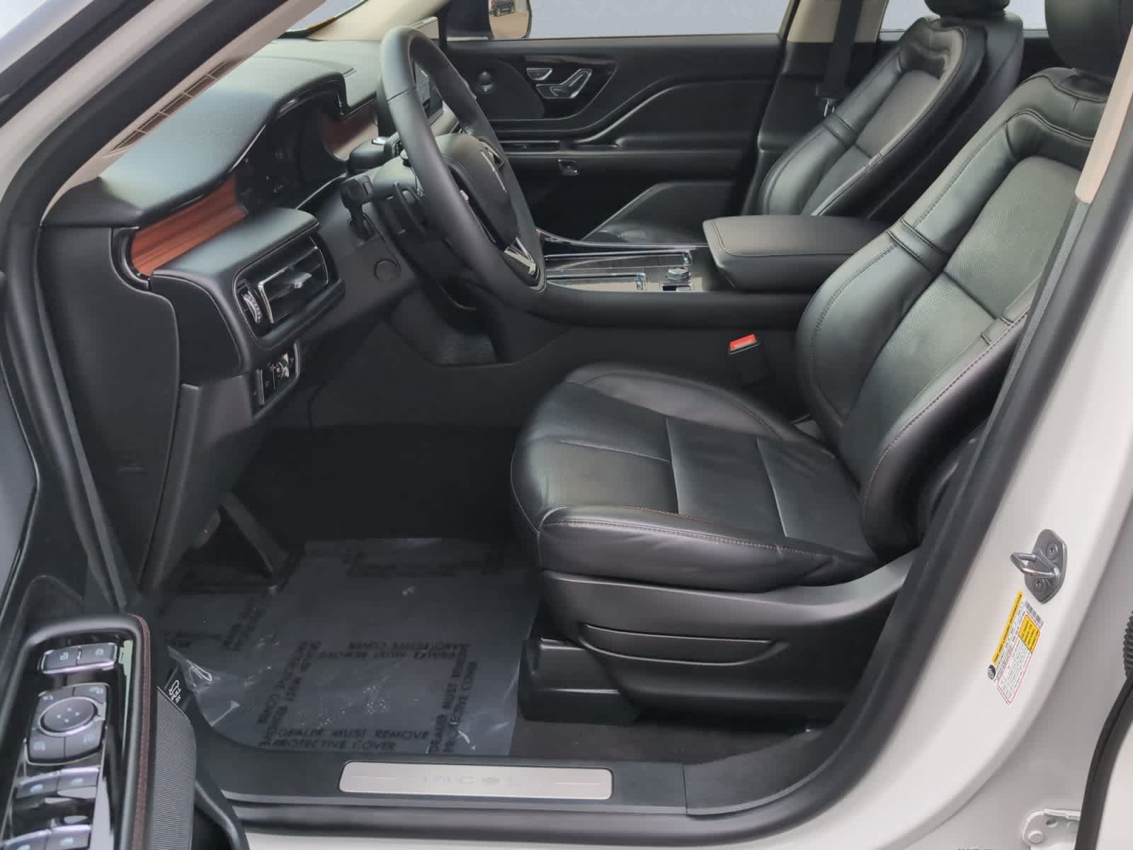 used 2024 Lincoln Aviator car, priced at $65,998