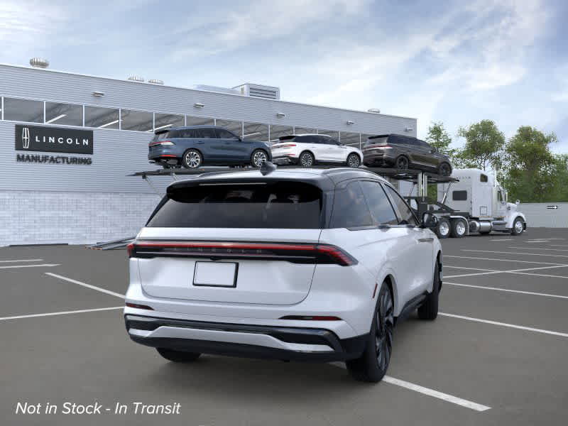 new 2025 Lincoln Nautilus car, priced at $69,420