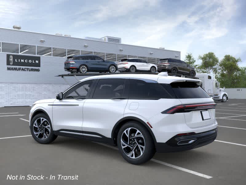 new 2025 Lincoln Nautilus car, priced at $65,215