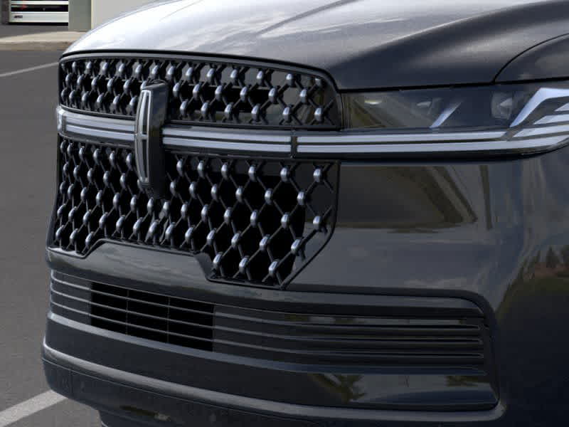 new 2025 Lincoln Navigator car, priced at $118,735