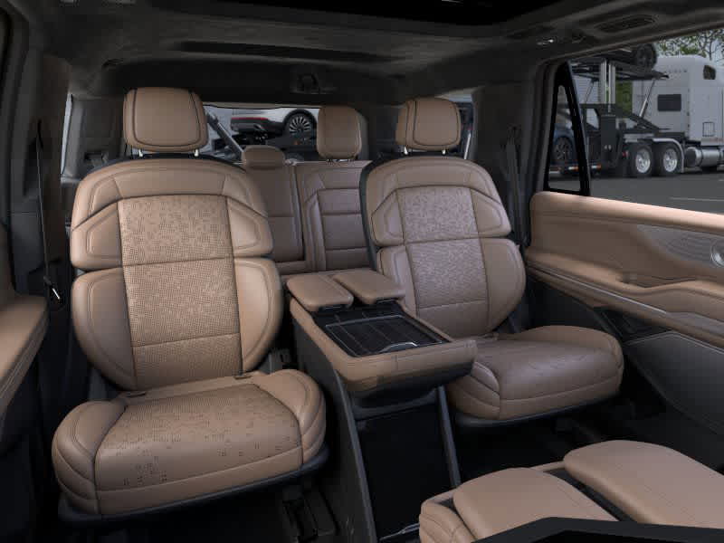 new 2025 Lincoln Navigator car, priced at $119,485