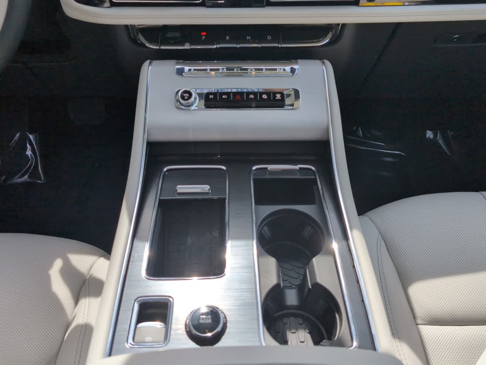 used 2025 Lincoln Aviator car, priced at $72,998