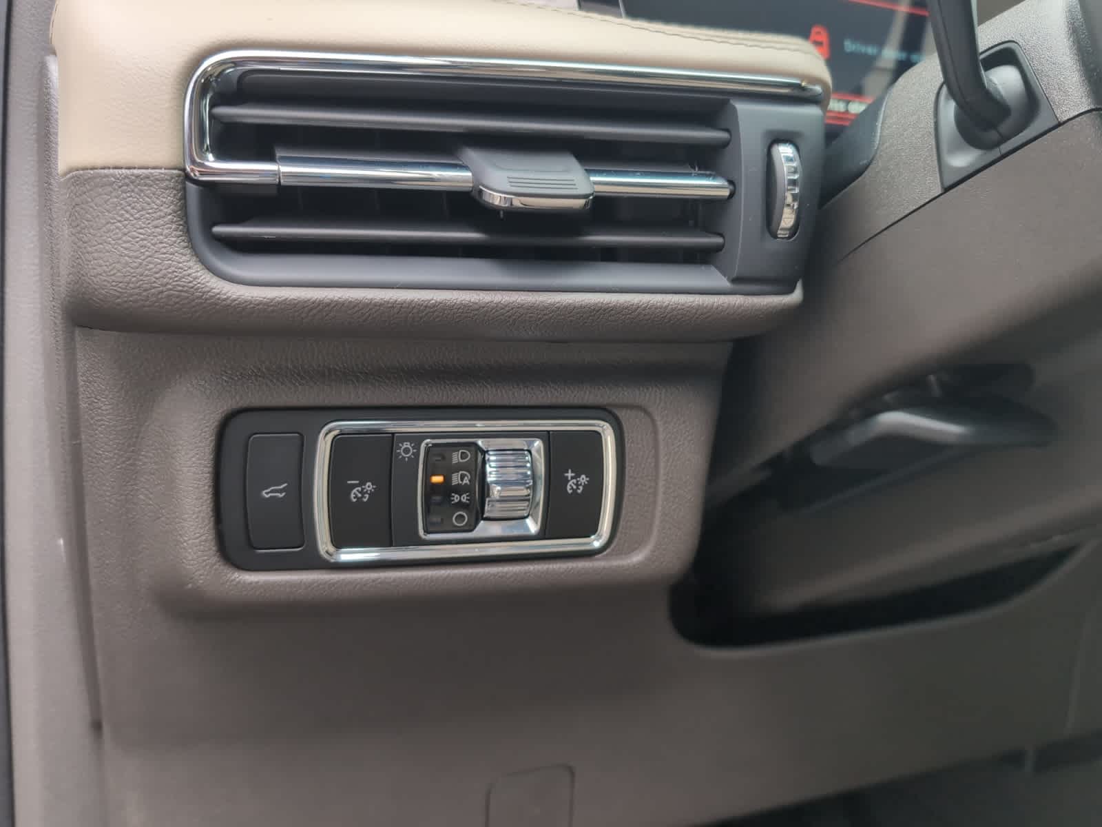 used 2024 Lincoln Corsair car, priced at $42,998