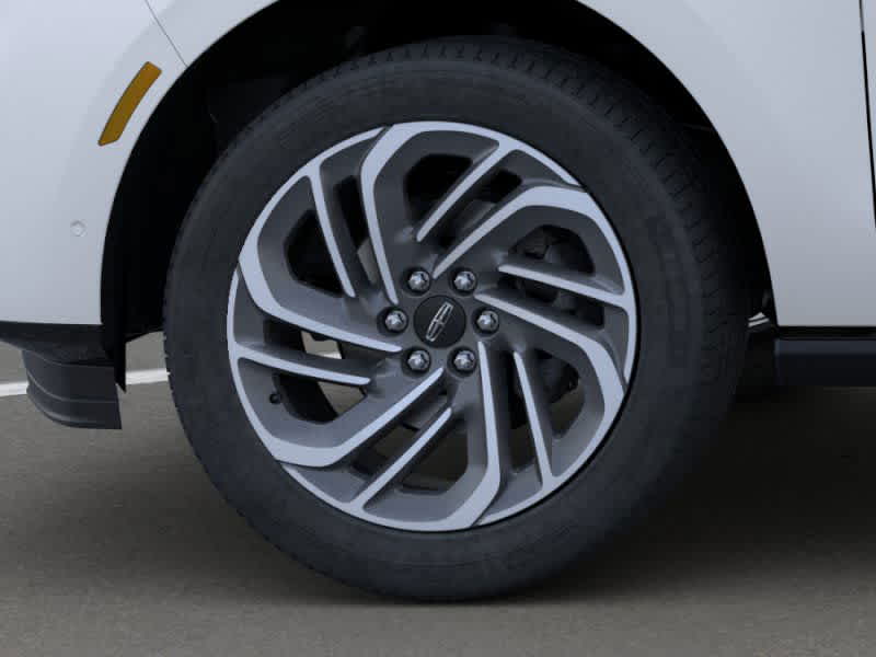 new 2025 Lincoln Navigator car, priced at $102,985
