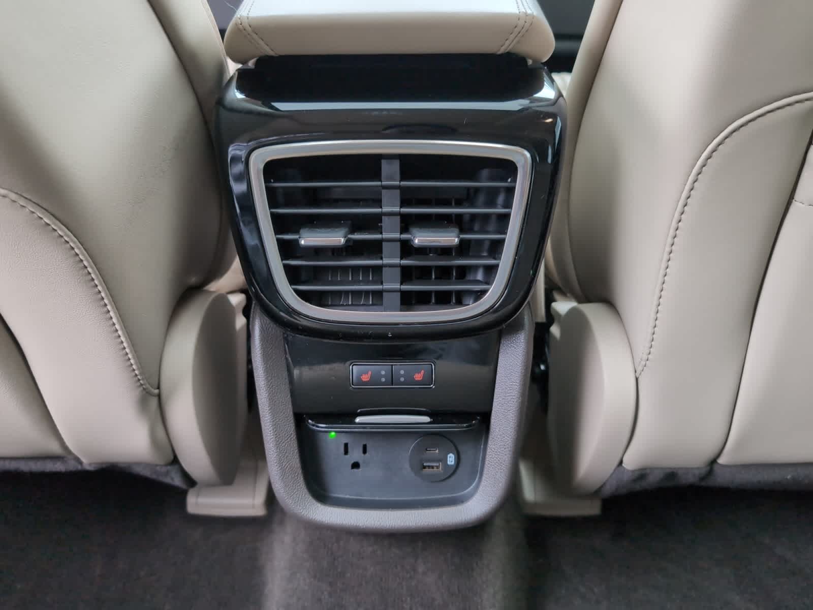 used 2022 Lincoln Nautilus car, priced at $35,998