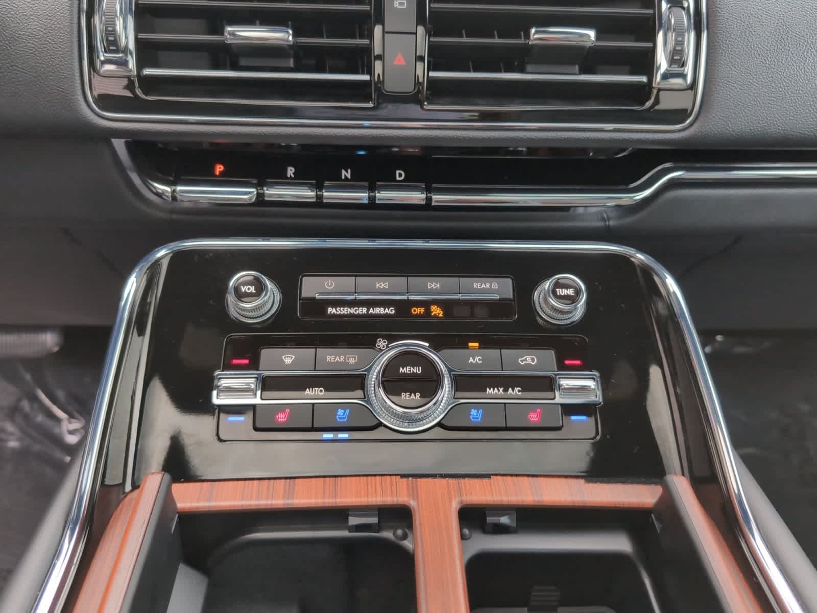 used 2024 Lincoln Navigator car, priced at $84,825