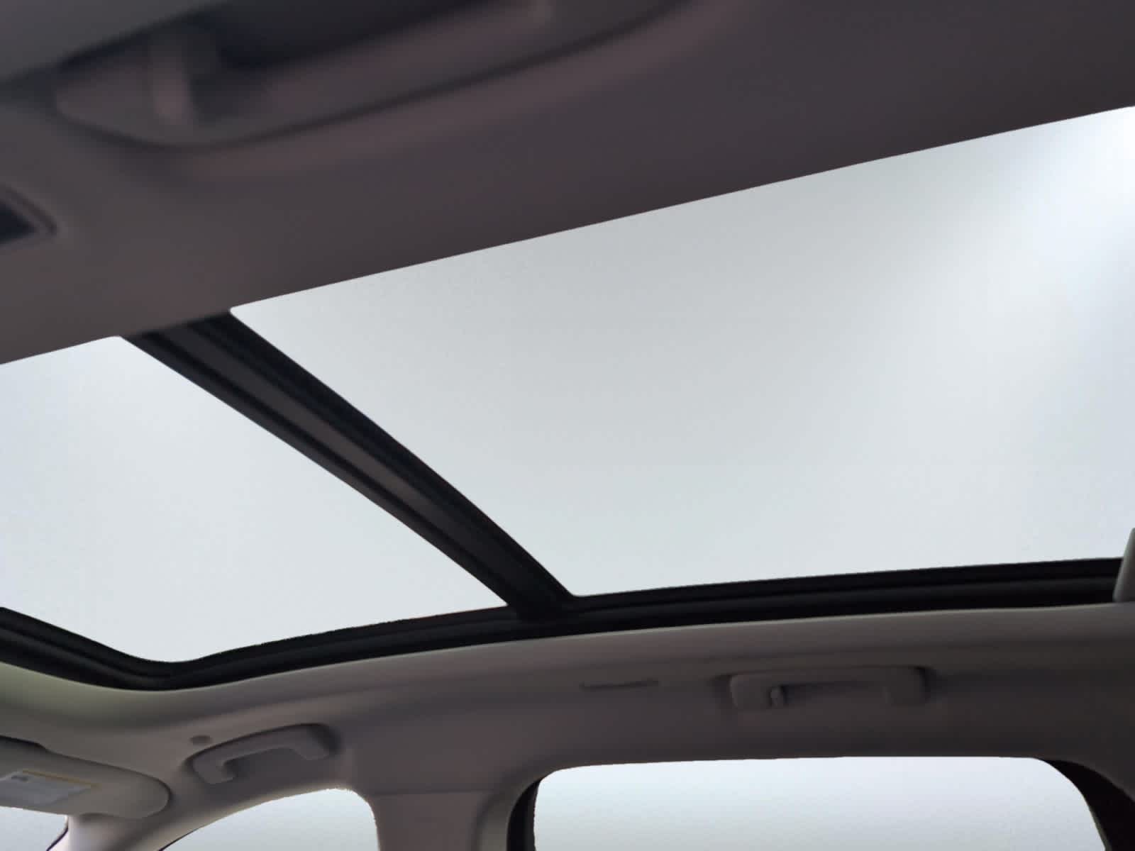 used 2025 Lincoln Nautilus car, priced at $61,898