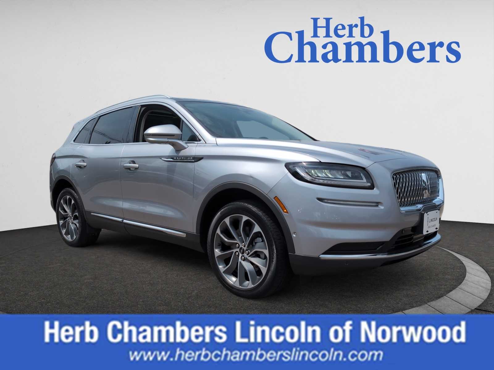 used 2022 Lincoln Nautilus car, priced at $38,998