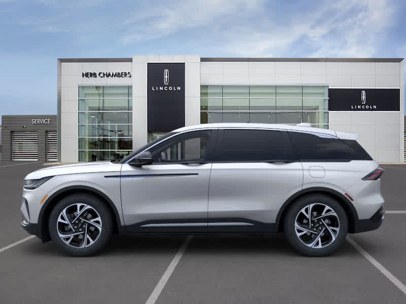 new 2025 Lincoln Nautilus car, priced at $61,665