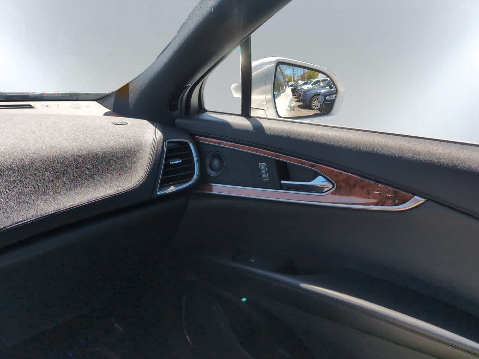 used 2020 Lincoln Nautilus car, priced at $30,998