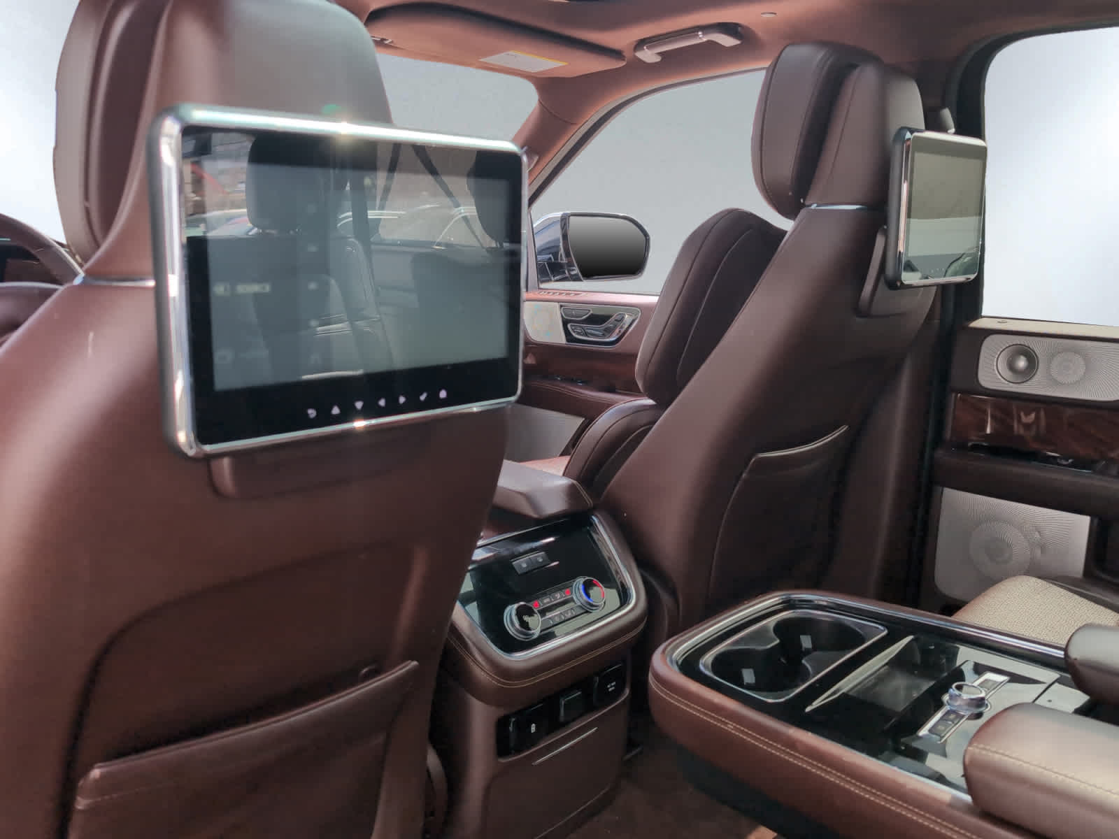 used 2018 Lincoln Navigator L car, priced at $29,998