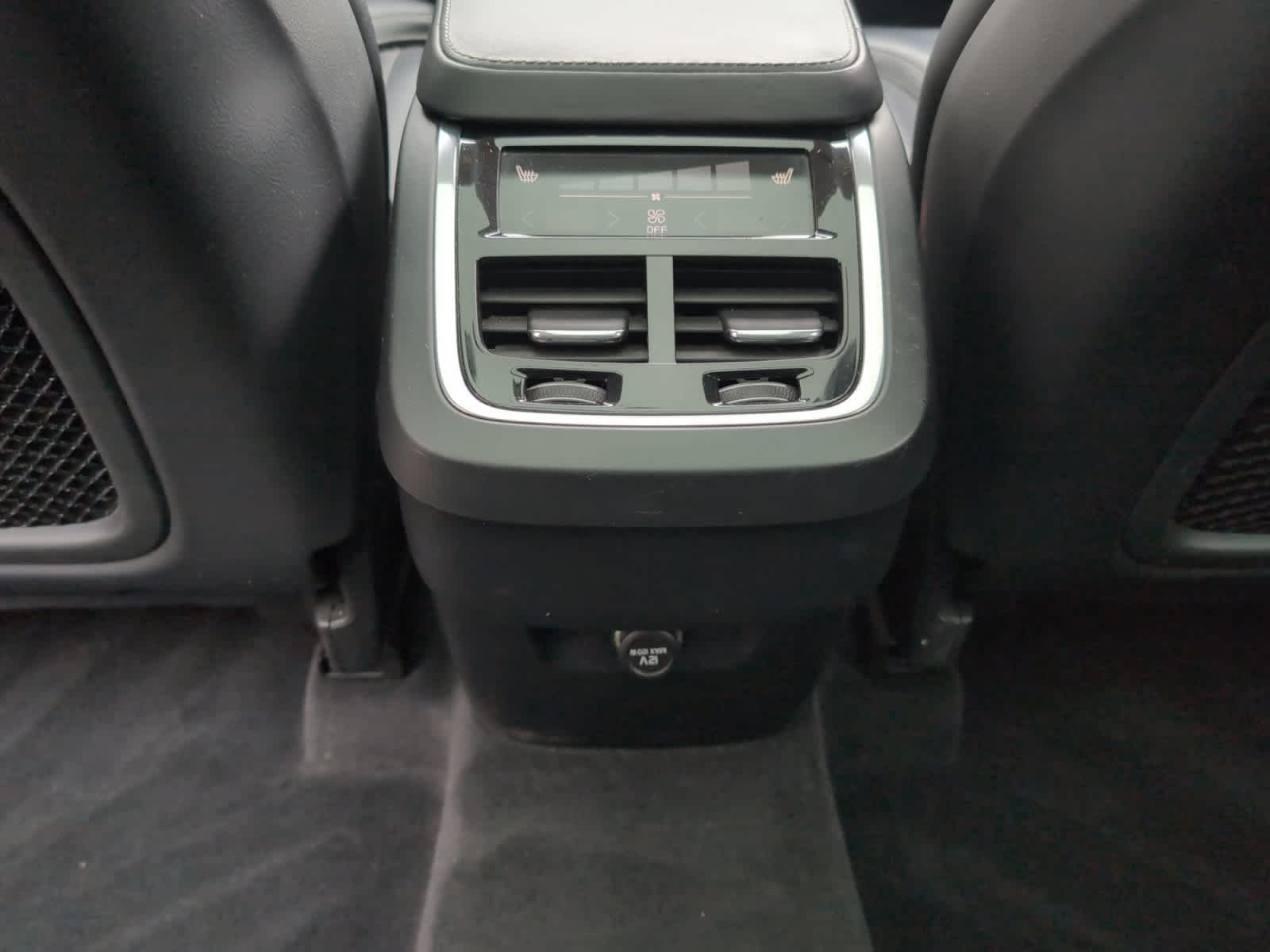 used 2017 Volvo XC90 car, priced at $20,998