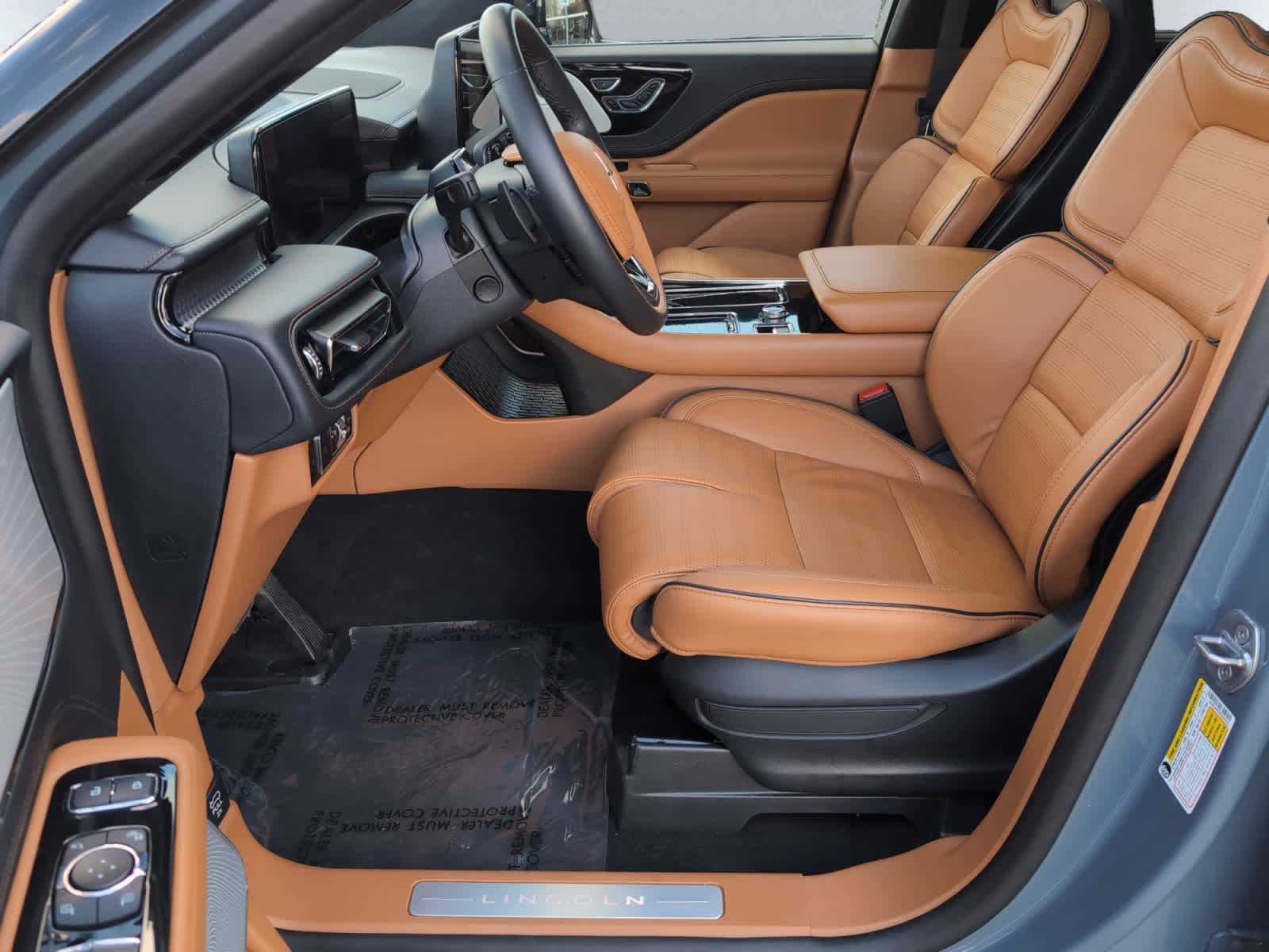 used 2025 Lincoln Aviator car, priced at $82,998