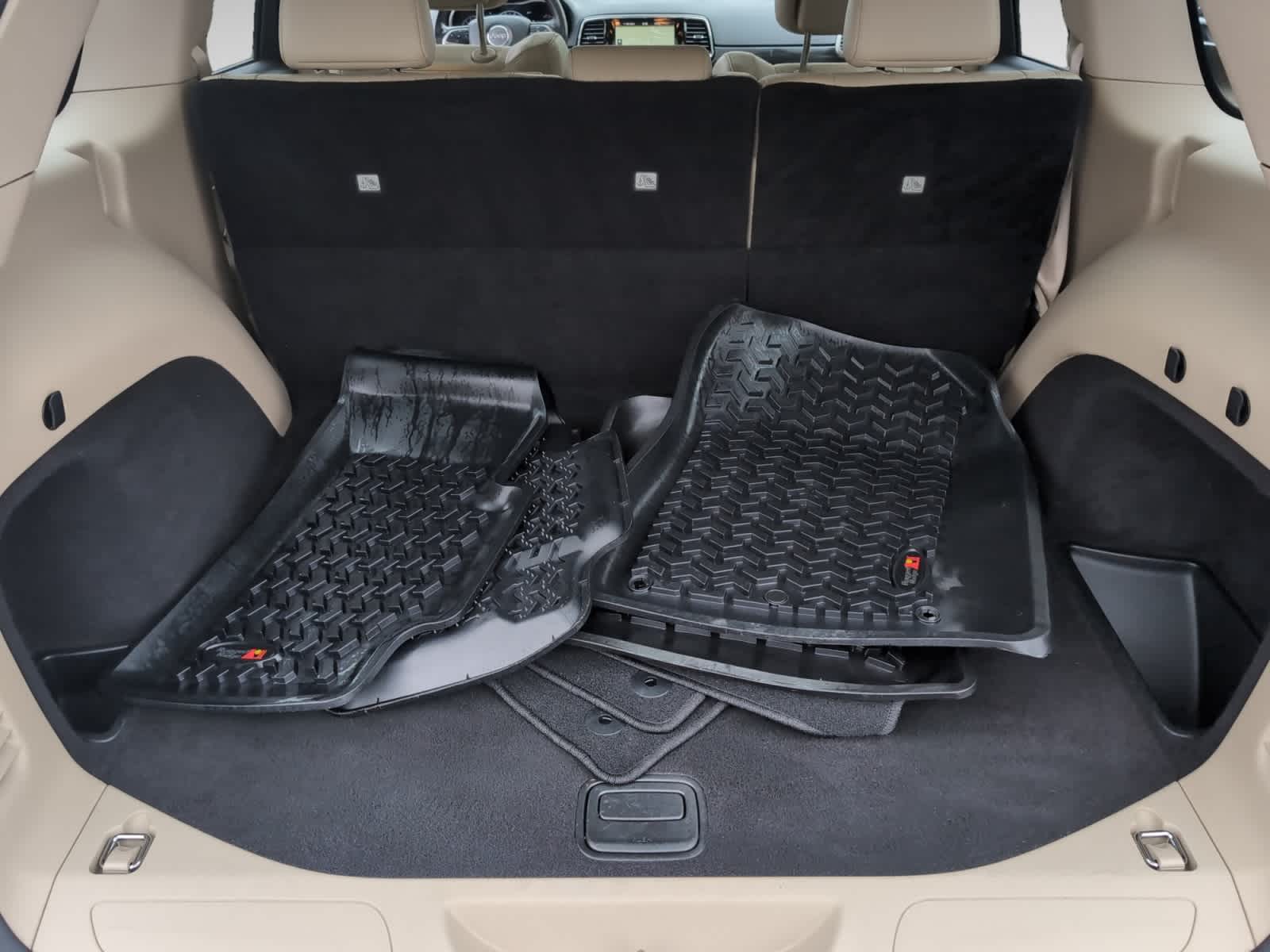 used 2020 Jeep Grand Cherokee car, priced at $24,998