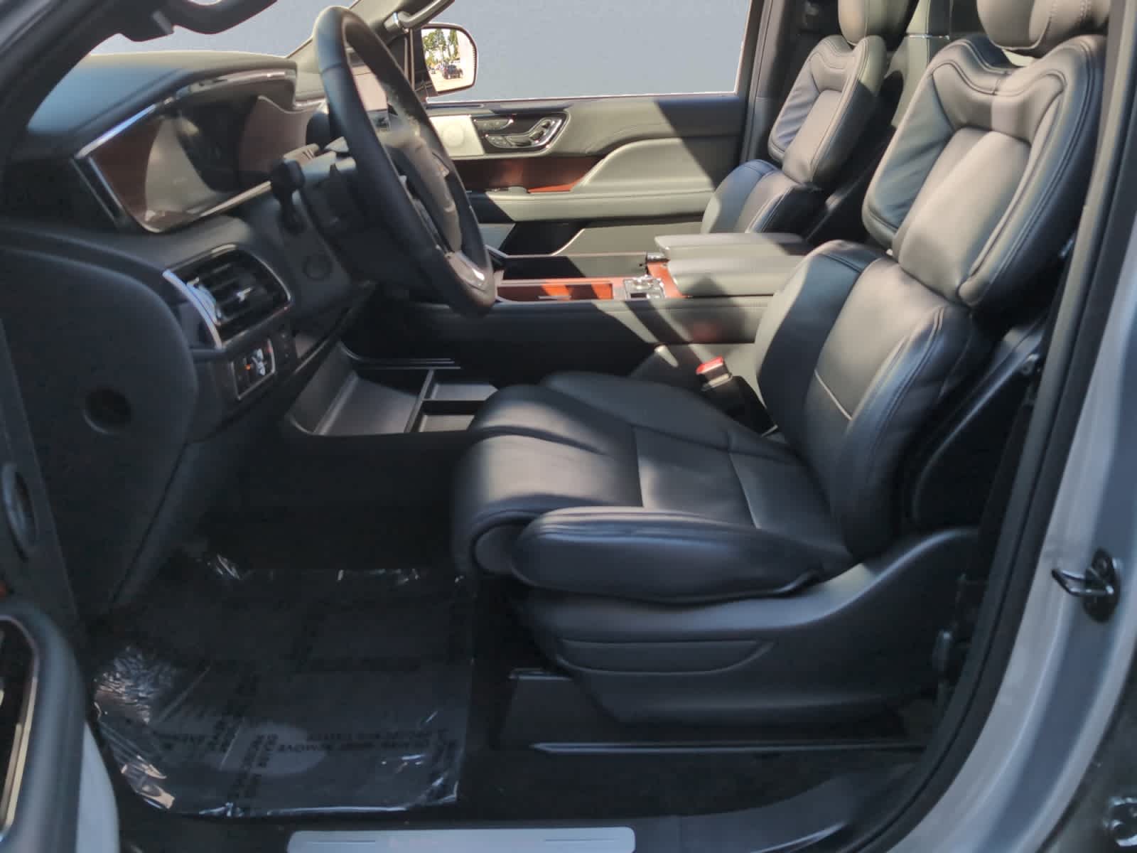 used 2023 Lincoln Navigator L car, priced at $68,998