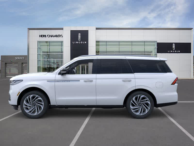 new 2025 Lincoln Navigator car, priced at $106,510