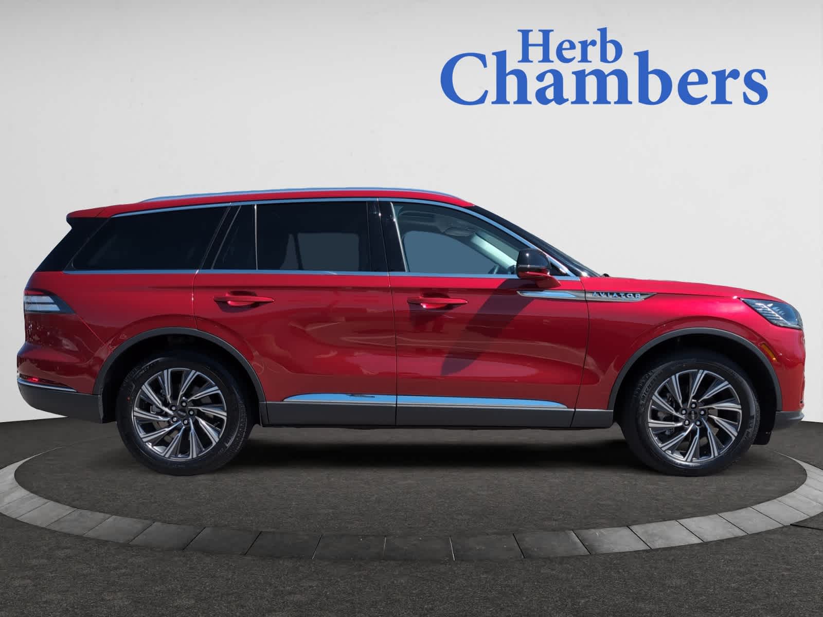 used 2025 Lincoln Aviator car, priced at $63,898