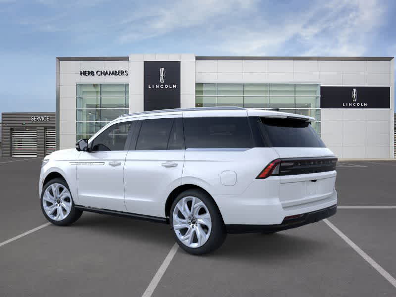 new 2025 Lincoln Navigator car, priced at $109,300