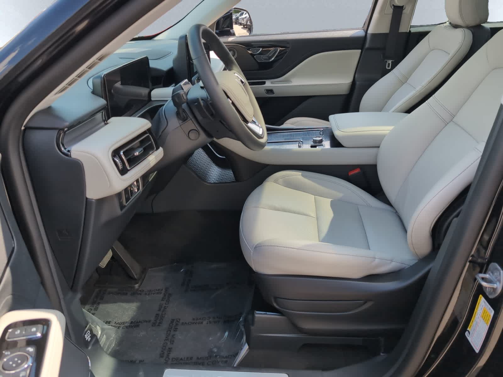 used 2025 Lincoln Aviator car, priced at $65,998