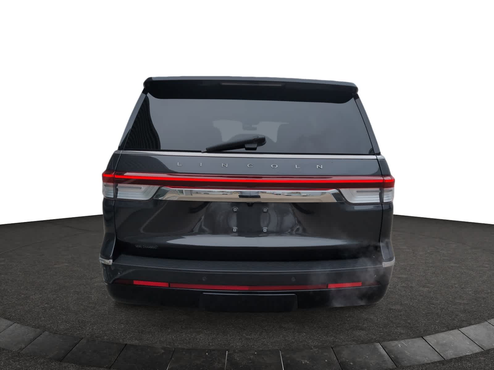used 2022 Lincoln Navigator car, priced at $59,998