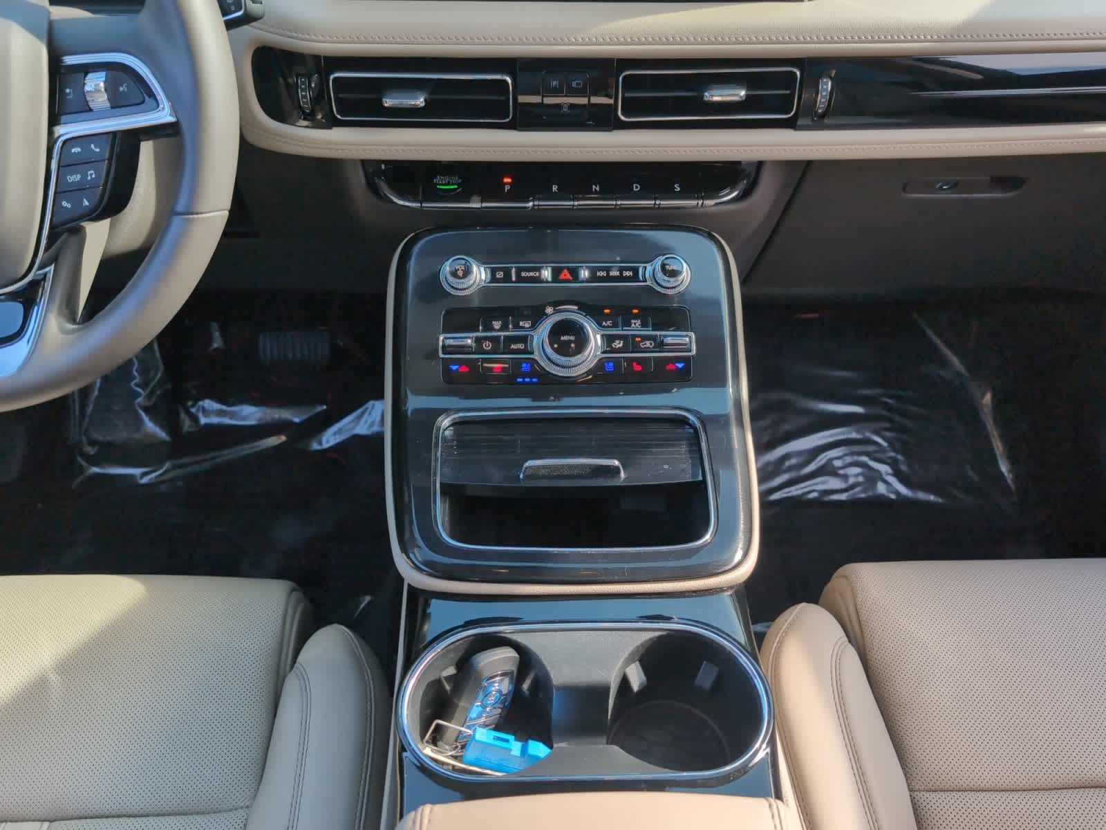 used 2023 Lincoln Nautilus car, priced at $43,998