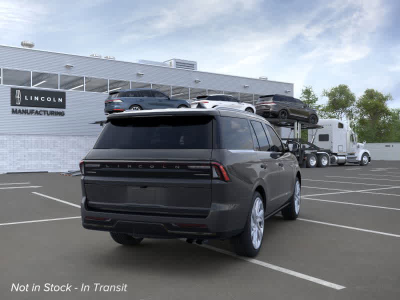 new 2025 Lincoln Navigator car, priced at $109,300