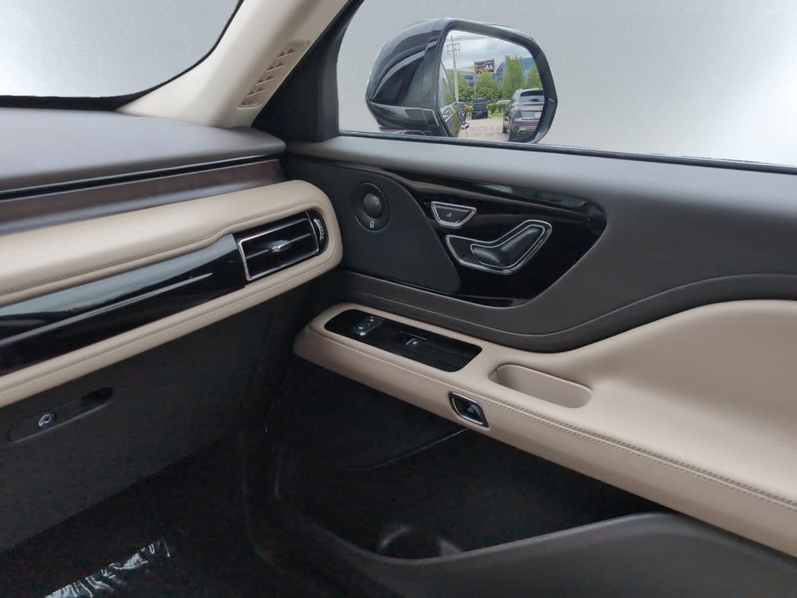 used 2023 Lincoln Aviator car, priced at $50,998