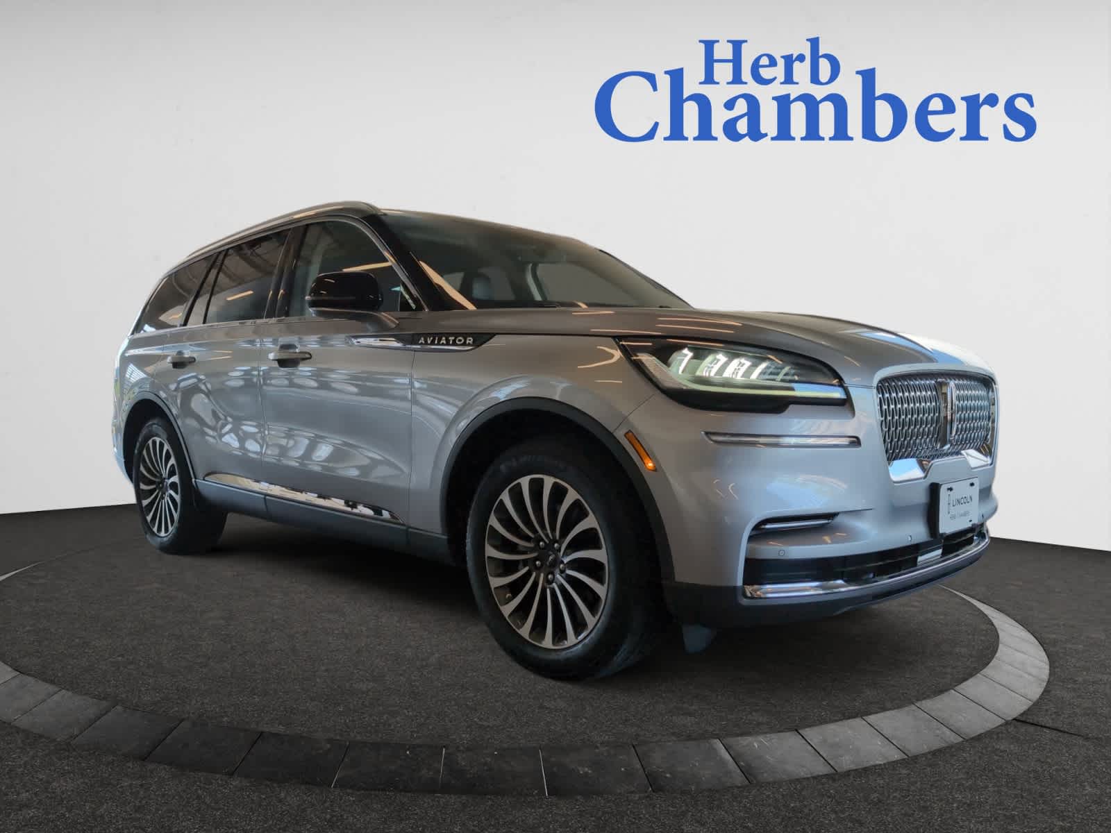 used 2023 Lincoln Aviator car, priced at $49,998