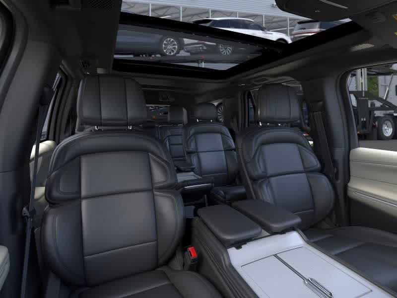 new 2025 Lincoln Navigator car, priced at $108,555