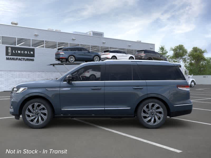 new 2024 Lincoln Navigator car, priced at $107,510