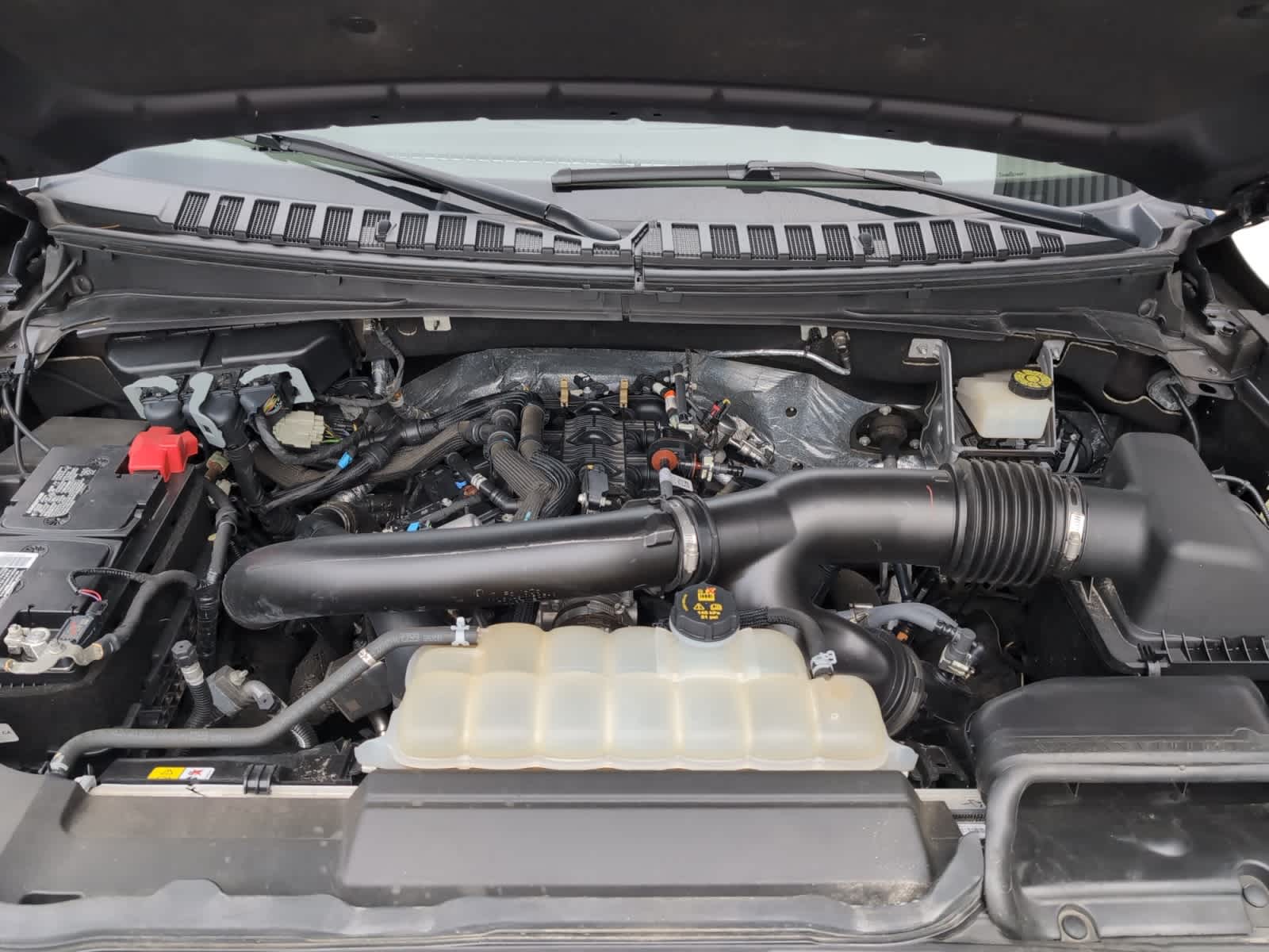 used 2022 Lincoln Navigator car, priced at $59,998