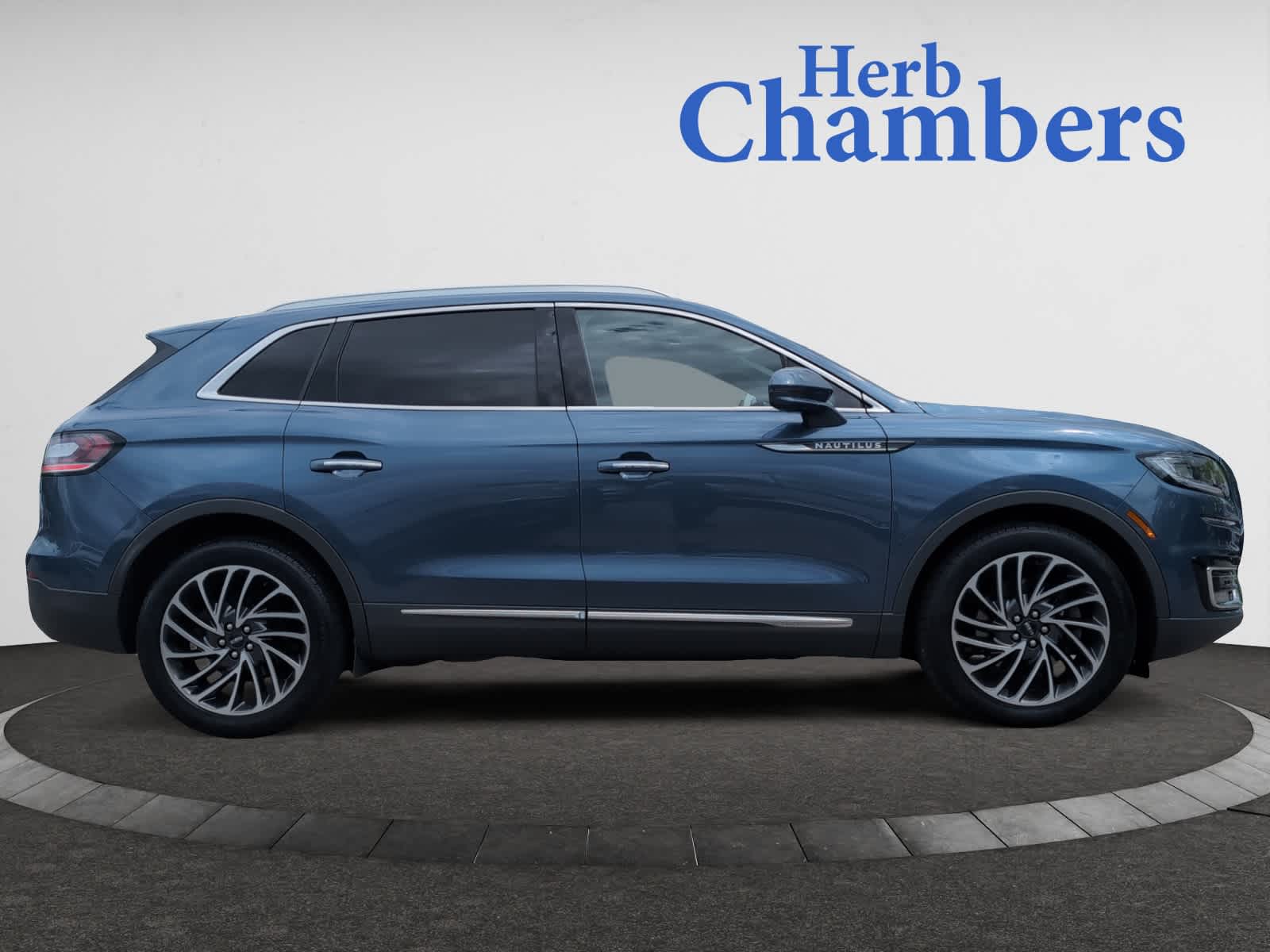 used 2019 Lincoln Nautilus car, priced at $23,998