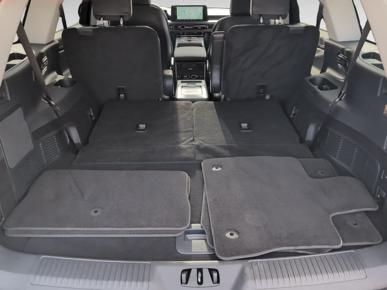 used 2025 Lincoln Aviator car, priced at $72,998