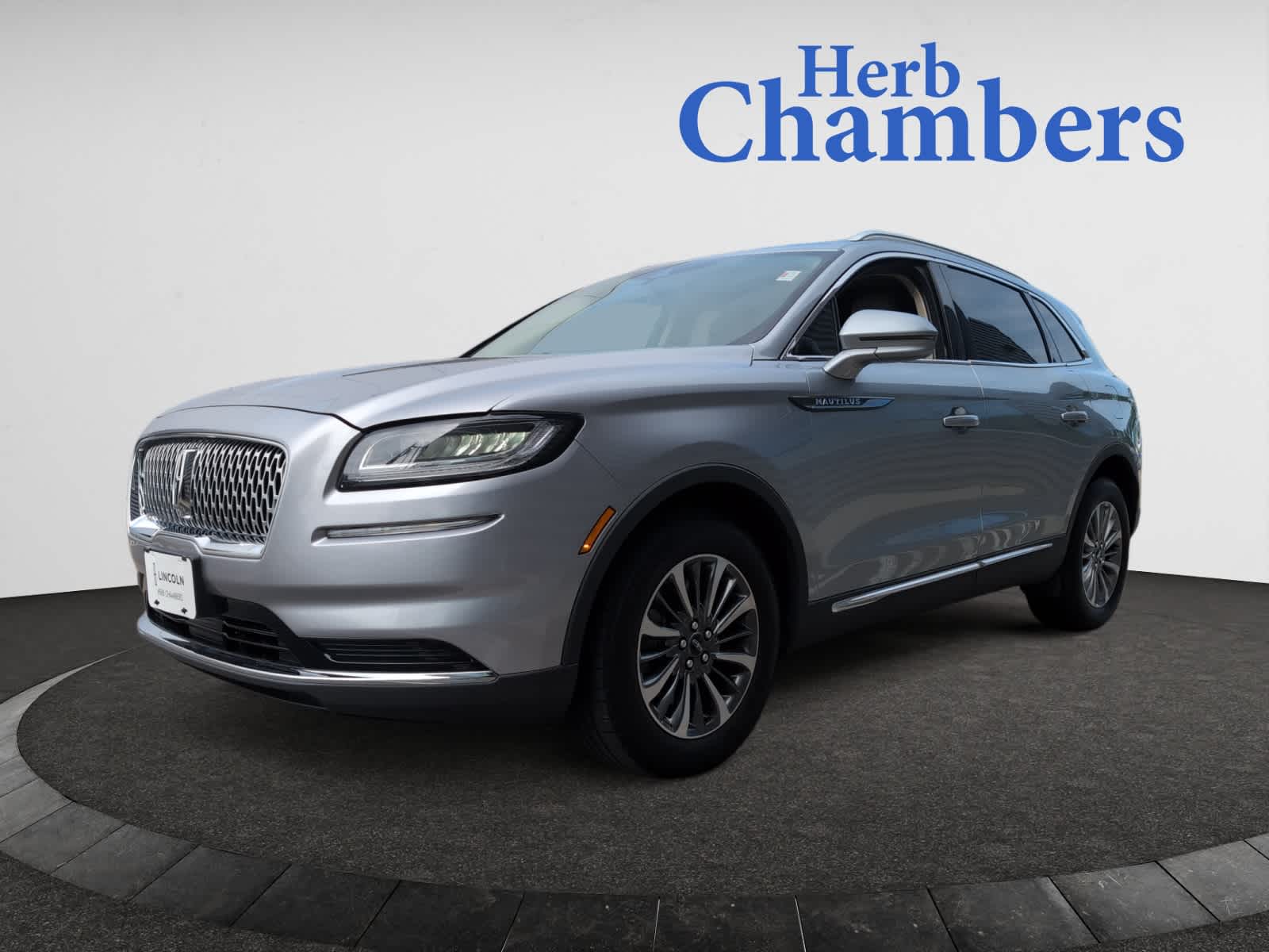 used 2021 Lincoln Nautilus car, priced at $28,998