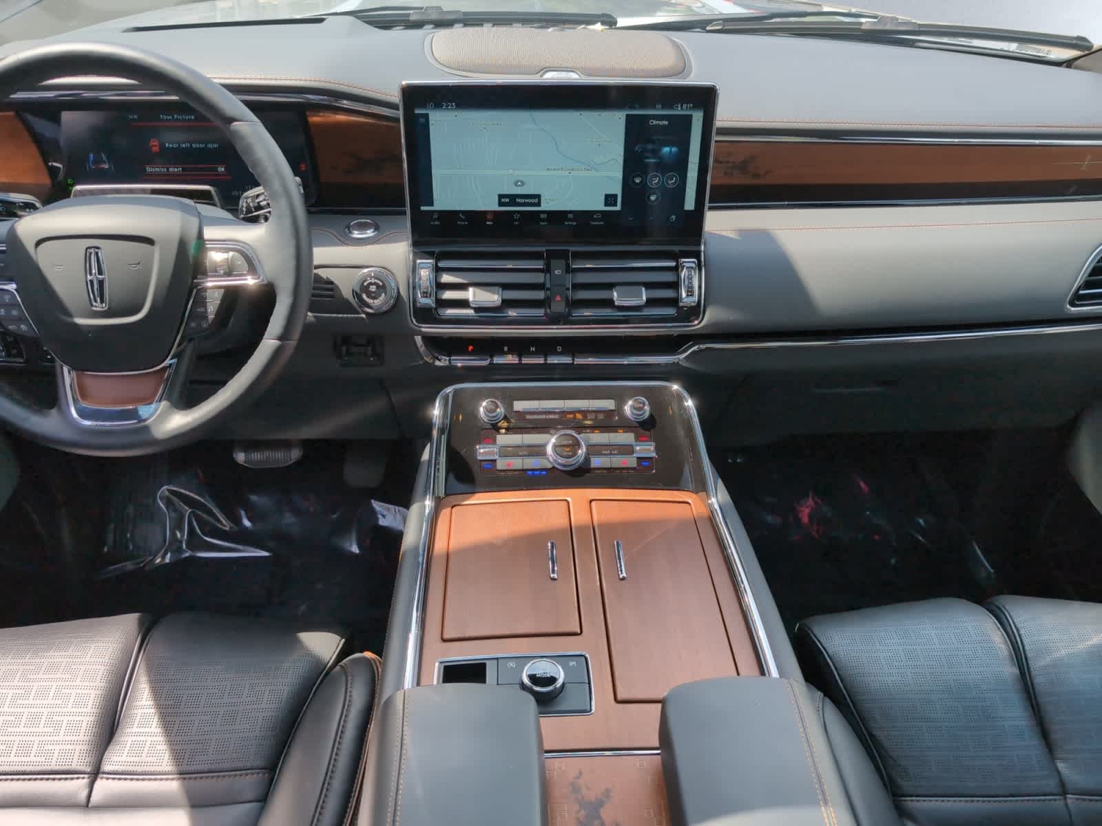 used 2024 Lincoln Navigator car, priced at $96,598