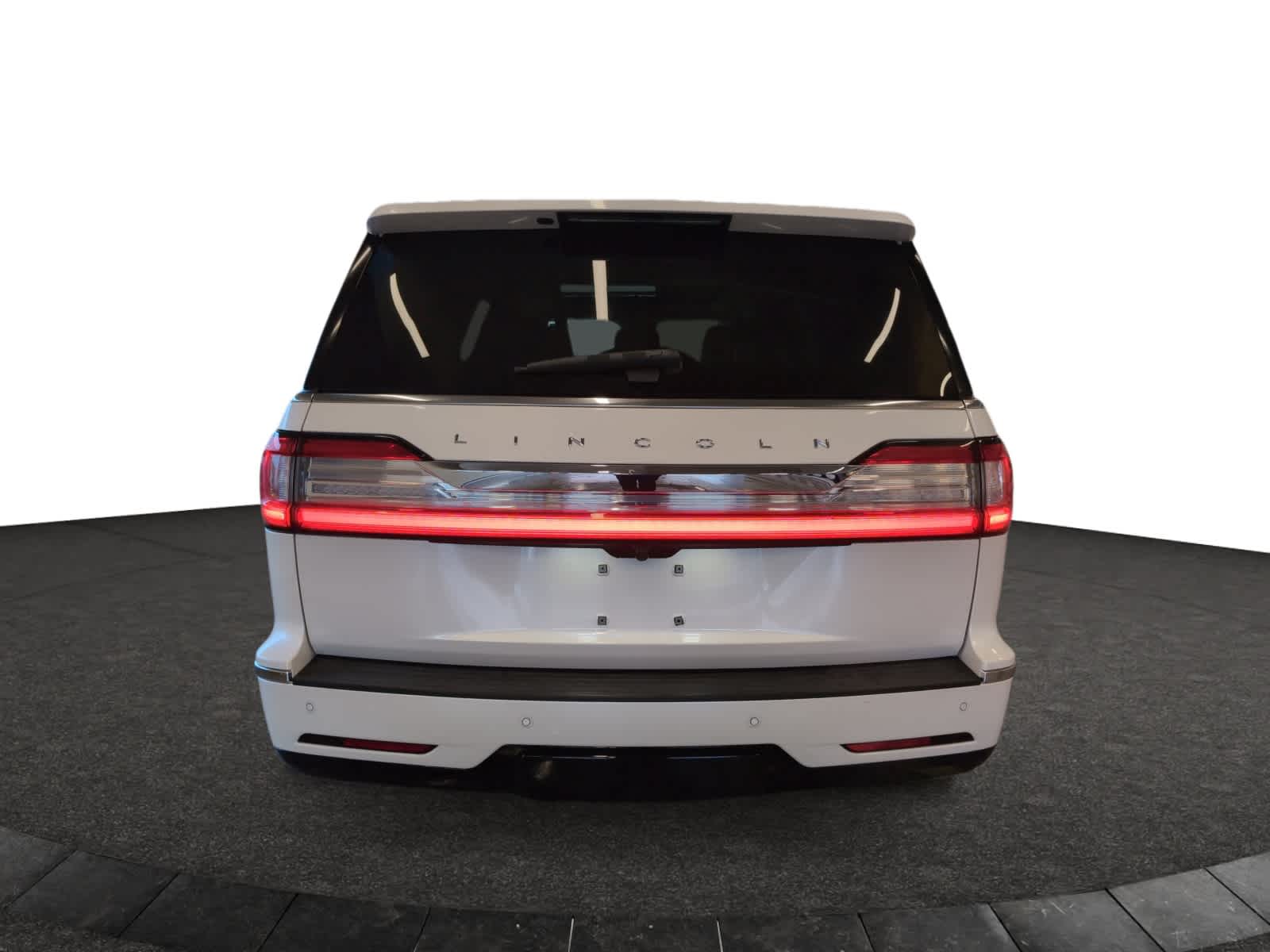 used 2019 Lincoln Navigator car, priced at $39,998