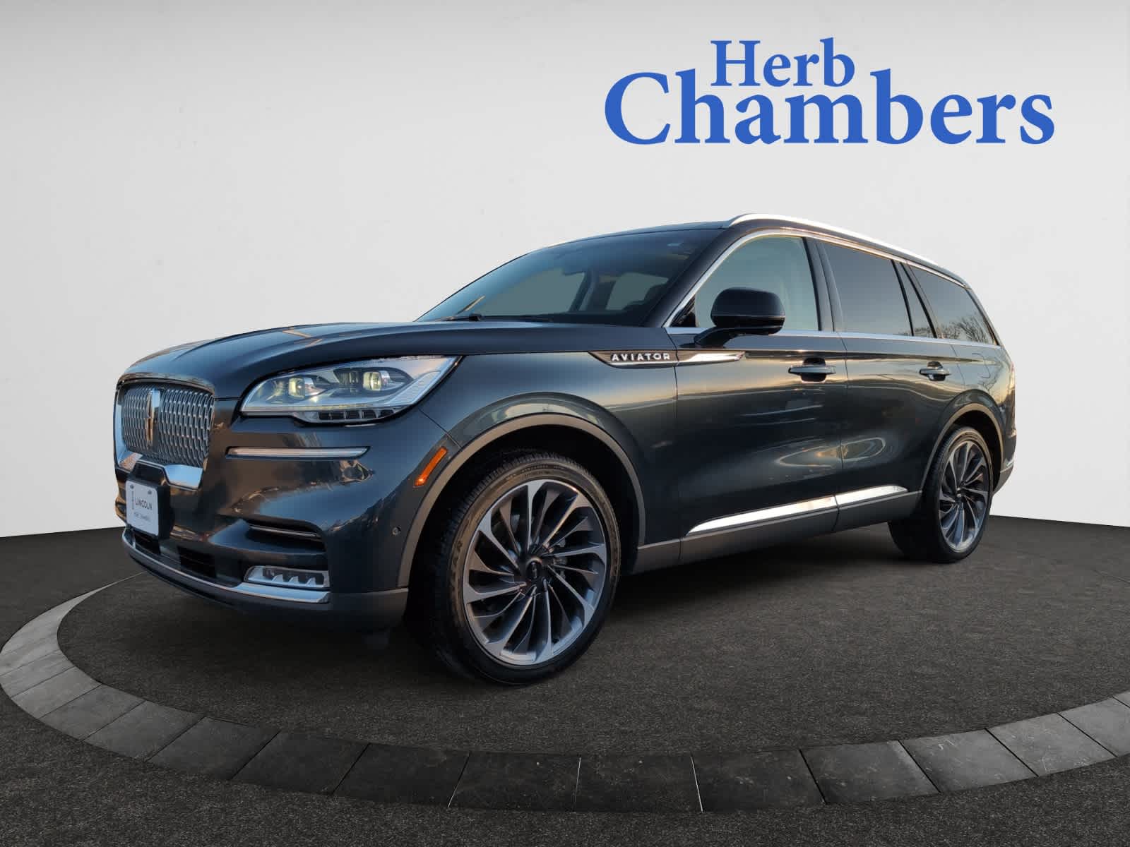 used 2021 Lincoln Aviator car, priced at $33,998