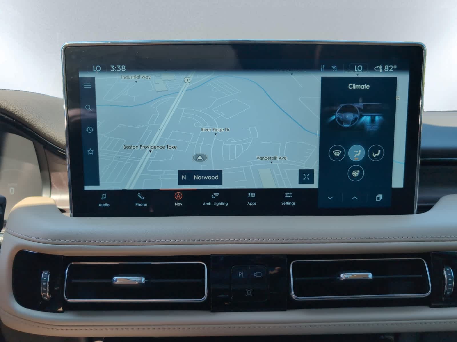 used 2022 Lincoln Nautilus car, priced at $40,998