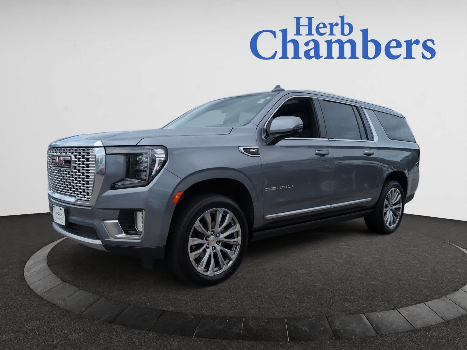 used 2021 GMC Yukon XL car, priced at $49,998
