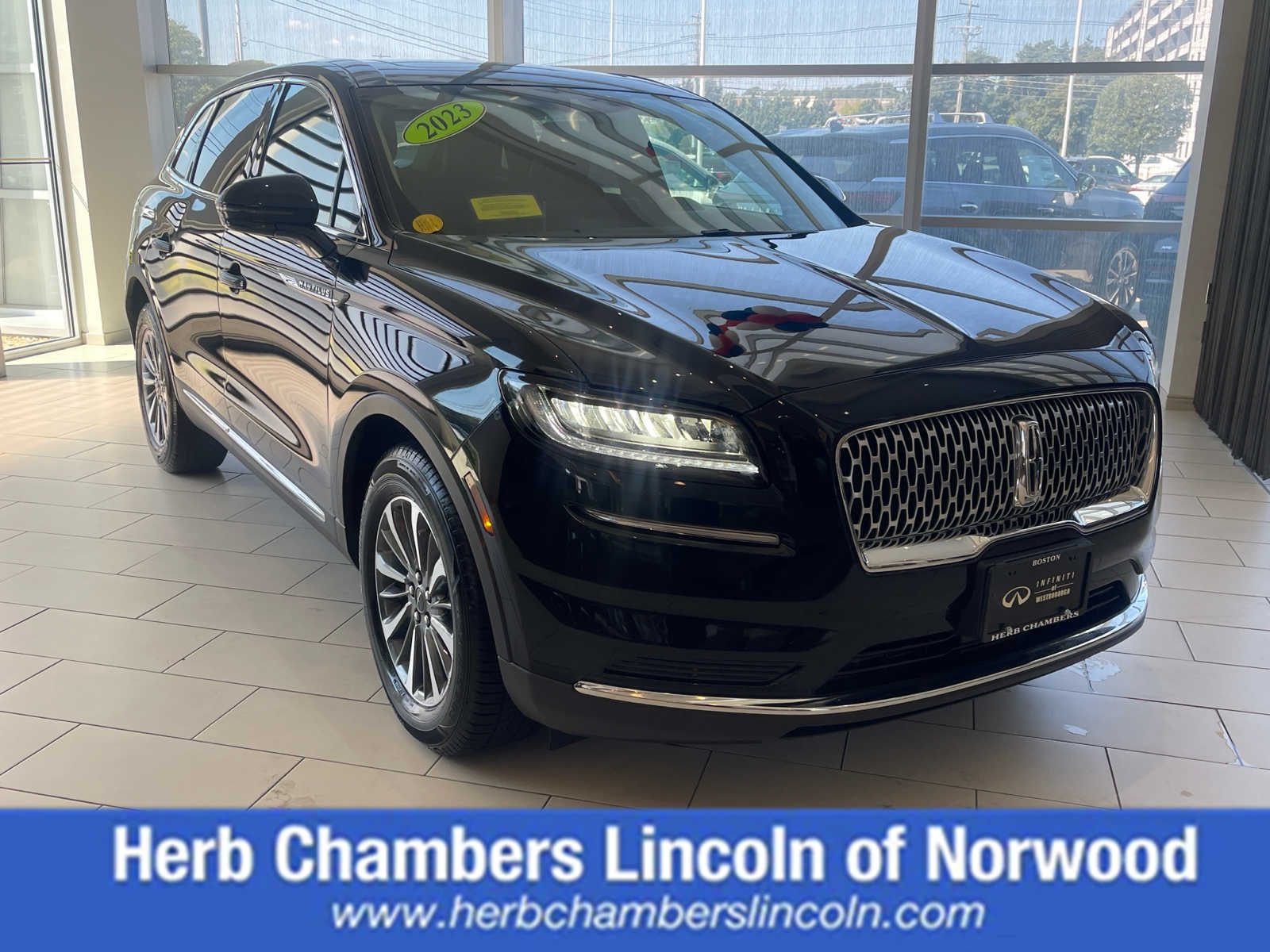 used 2023 Lincoln Nautilus car, priced at $33,998