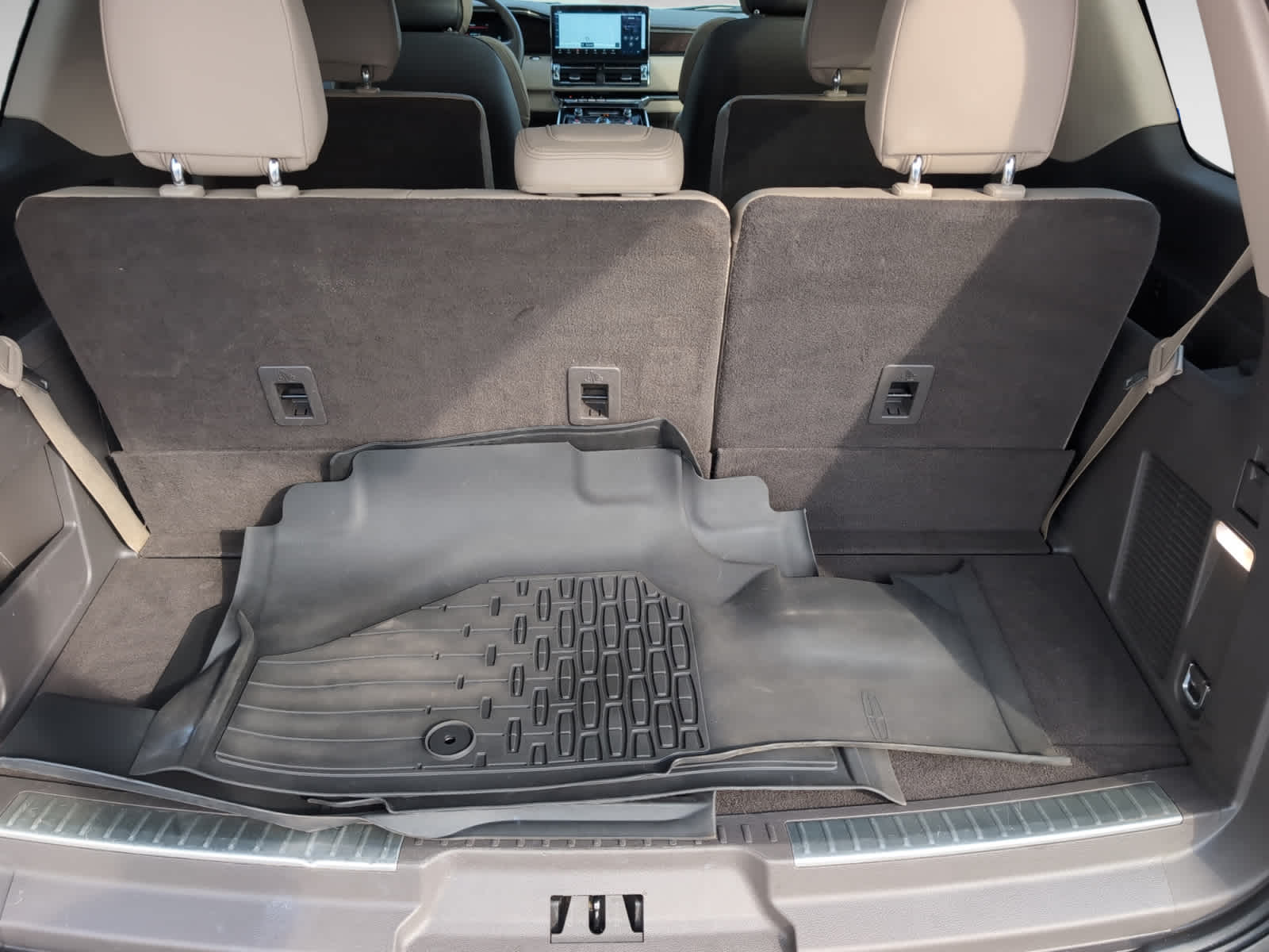 used 2022 Lincoln Navigator car, priced at $63,998