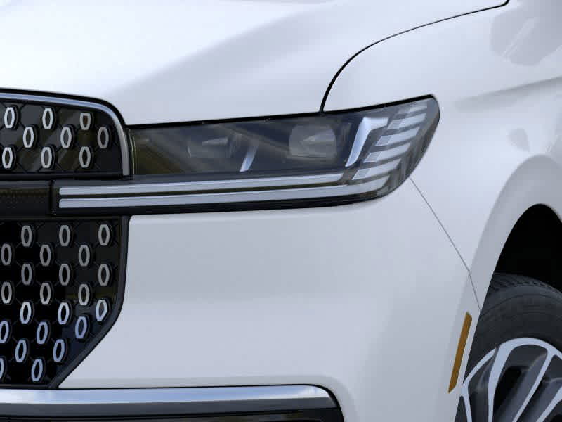 new 2025 Lincoln Navigator car, priced at $102,985
