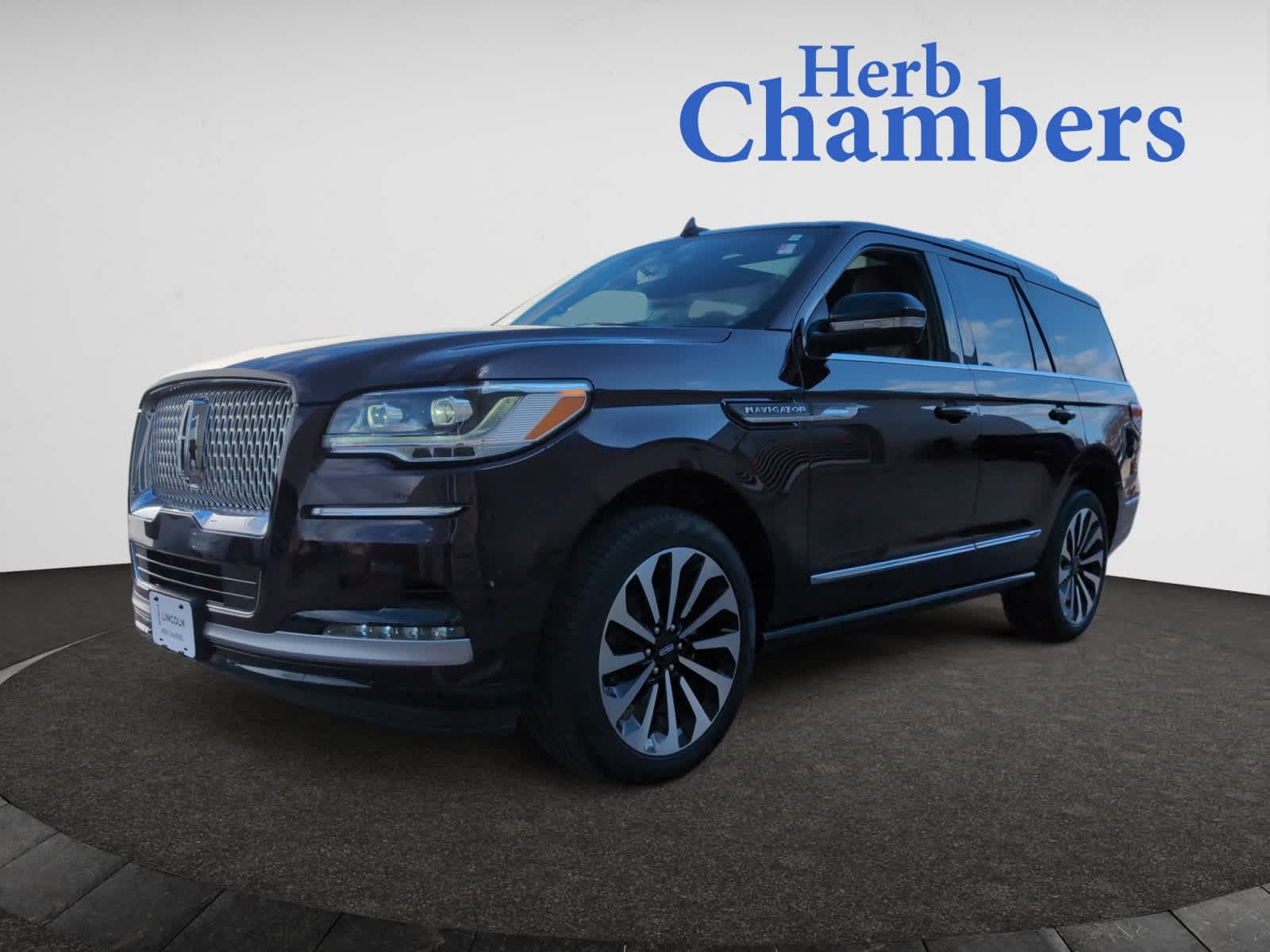 used 2023 Lincoln Navigator car, priced at $74,998