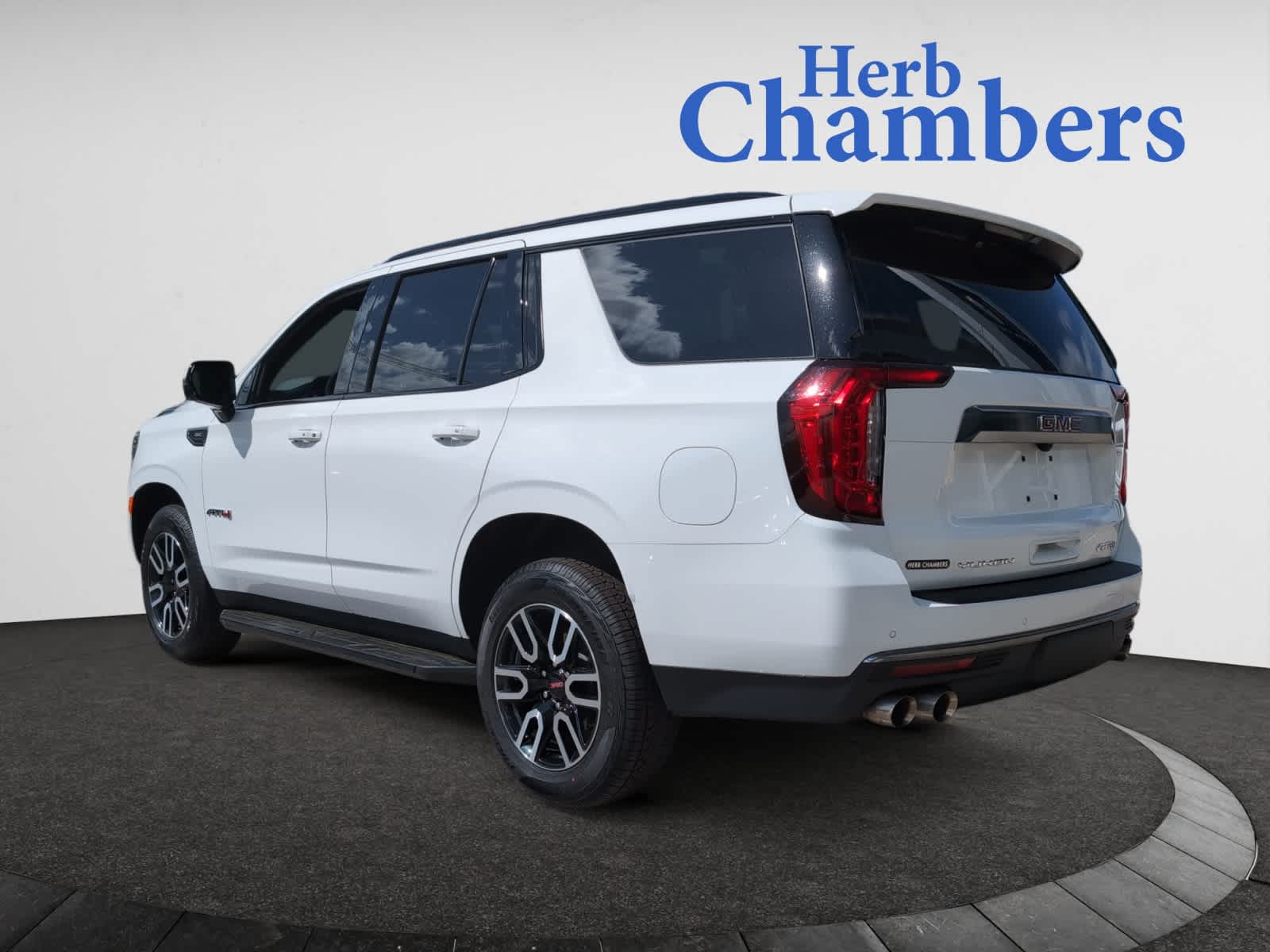 used 2023 GMC Yukon car, priced at $62,998
