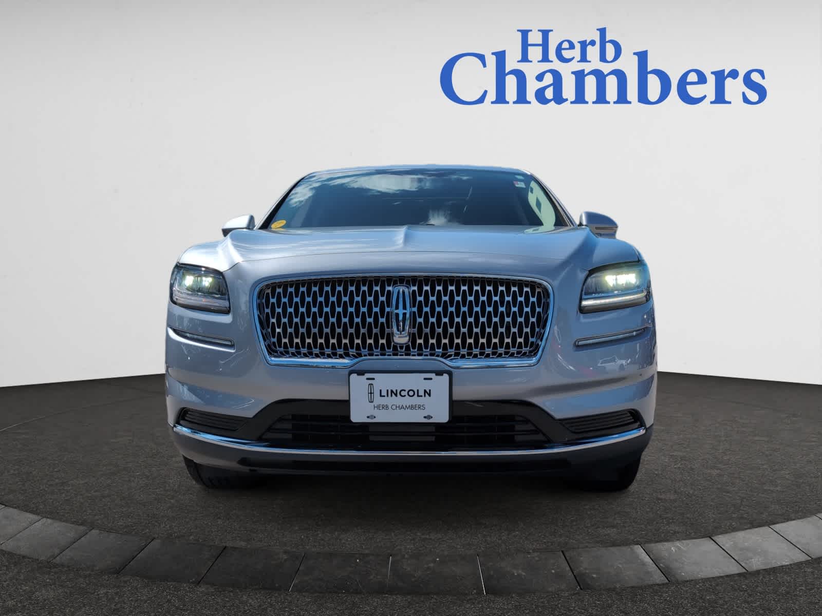 used 2022 Lincoln Nautilus car, priced at $39,798