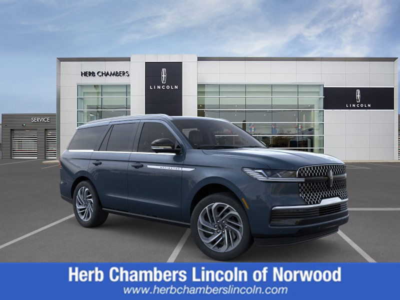 new 2025 Lincoln Navigator car, priced at $106,685