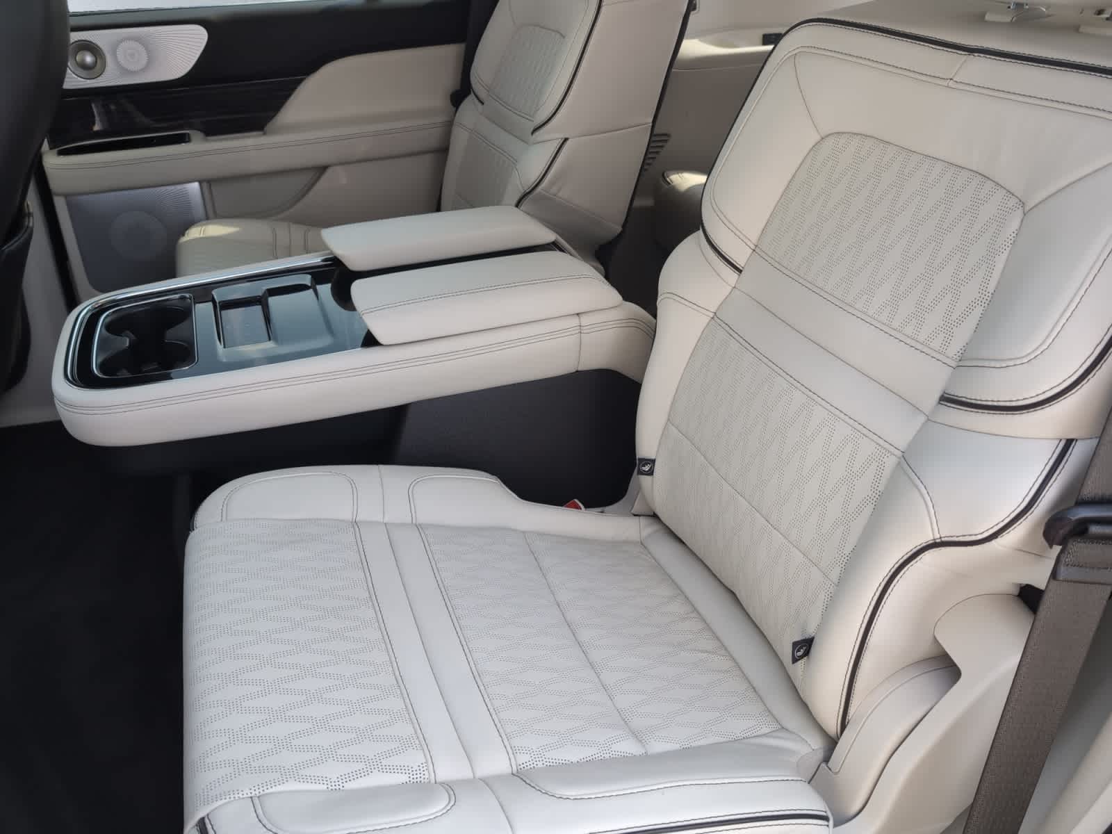 used 2023 Lincoln Navigator car, priced at $76,998