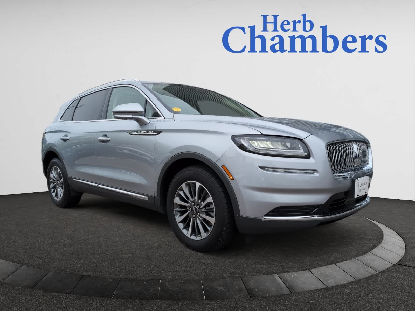 used 2022 Lincoln Nautilus car, priced at $38,998
