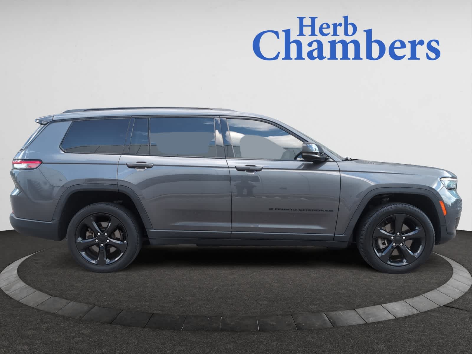 used 2021 Jeep Grand Cherokee L car, priced at $28,998