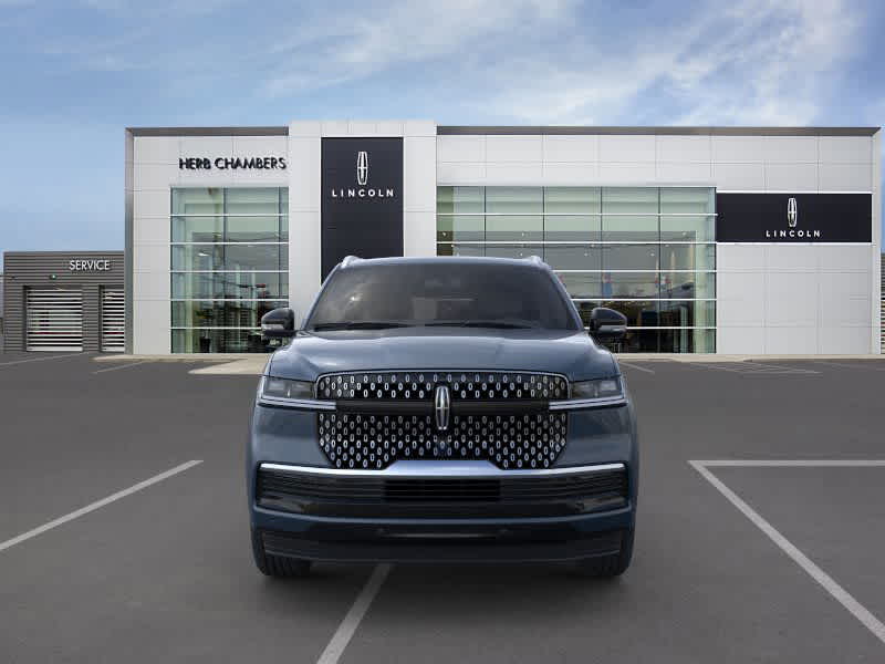 new 2025 Lincoln Navigator car, priced at $109,395